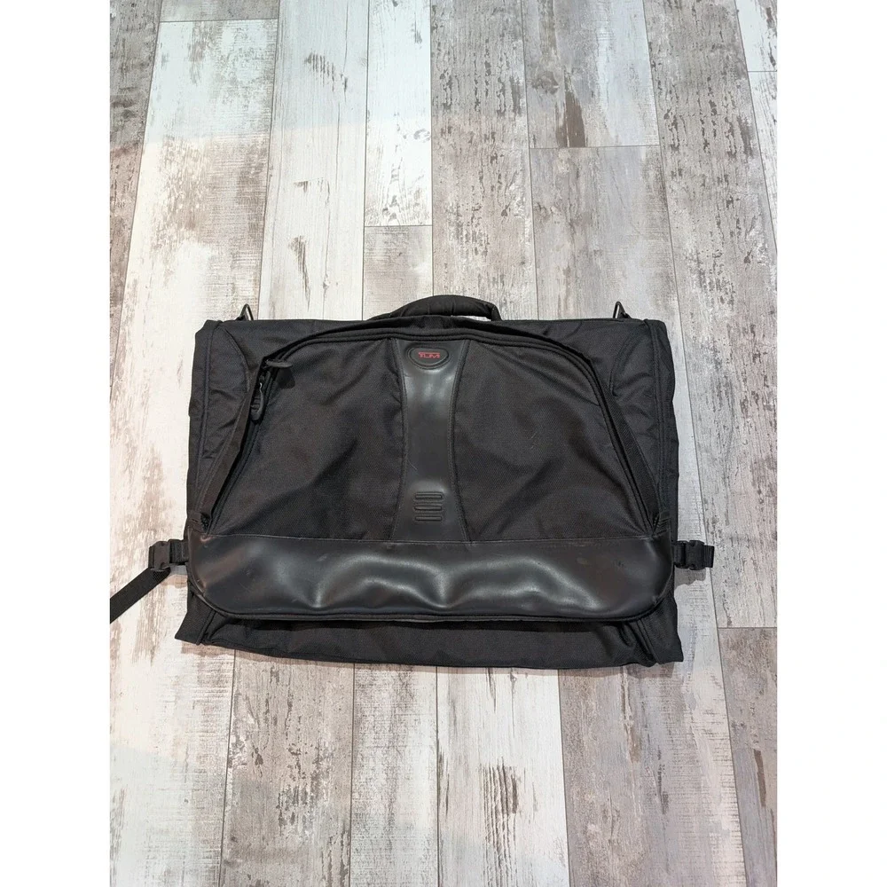 Tumi T-Tech Olive Green trifold carry on Garment Bag luggage‎ Ballistic Nylon. 0